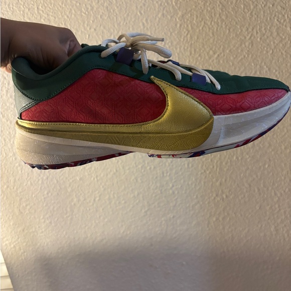 Nike Air shoes - Picture 3 of 6